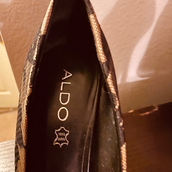 High Heel Lace Shoes - Picture 3 of 7